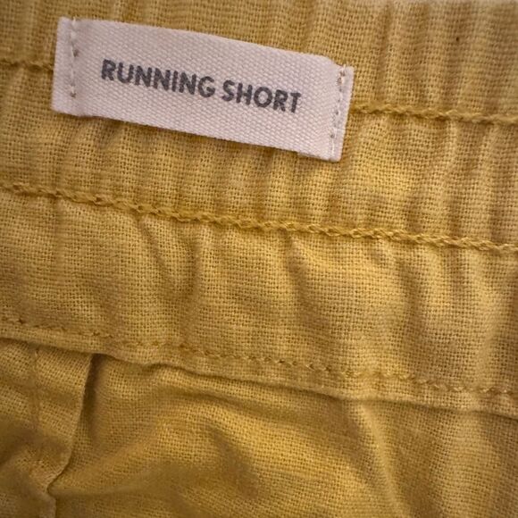 LOFT Linen Blend Running Short with Pom Pom Detailing in Yellow Size M - Picture 4 of 7